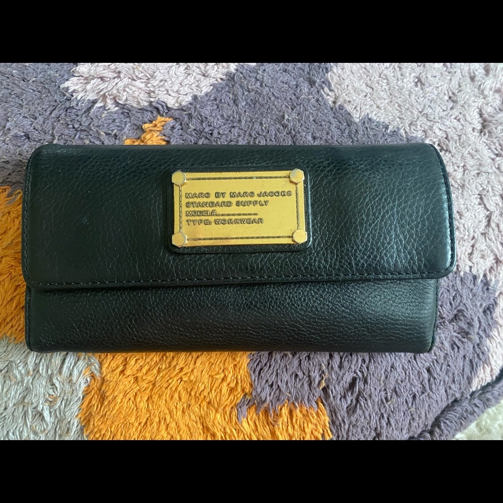 Marc by Marc Jacobs - Black Leather Continental Wallet - Like New! - Vintage!
